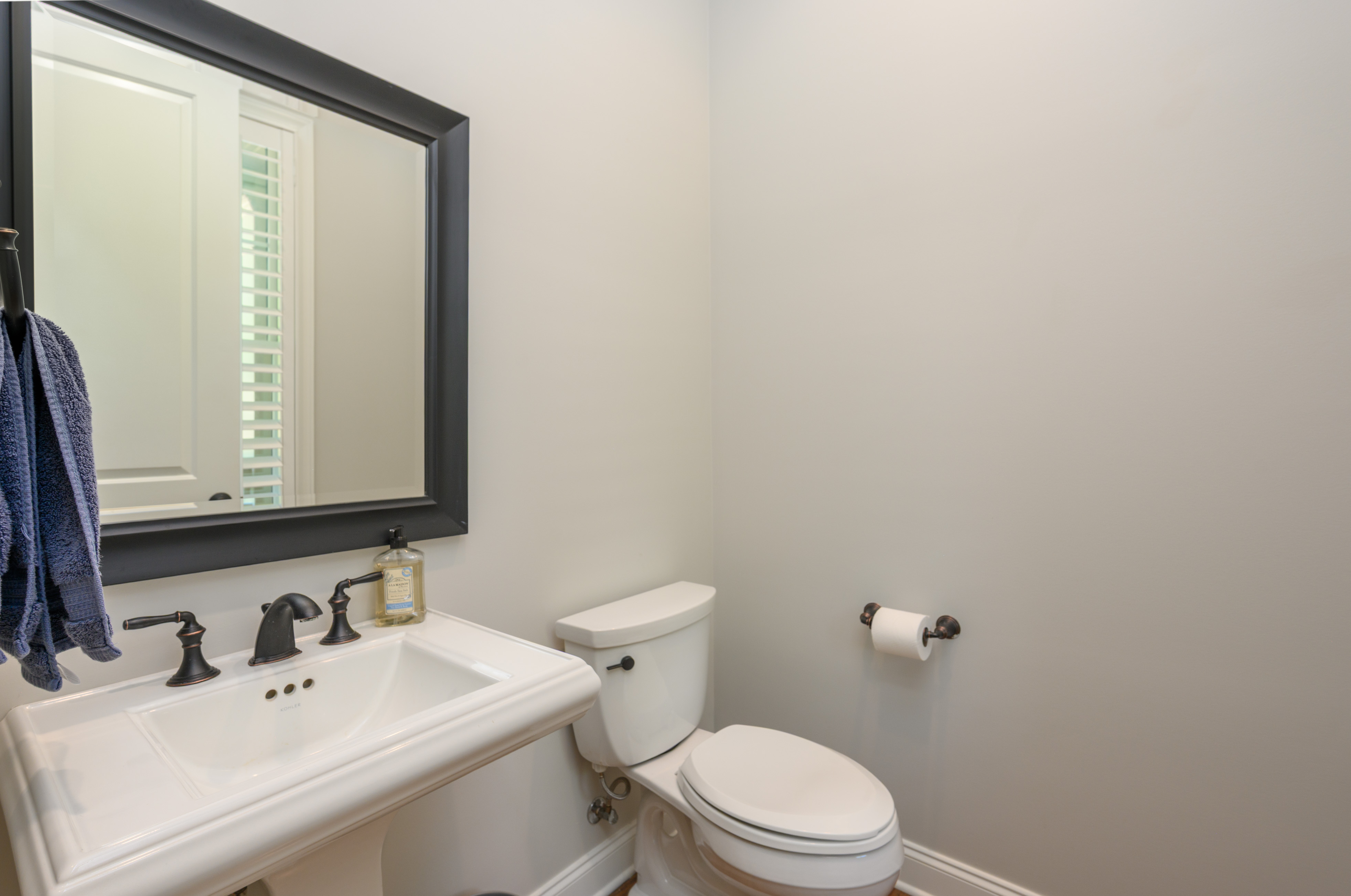 1100 Landing Drive image 17
